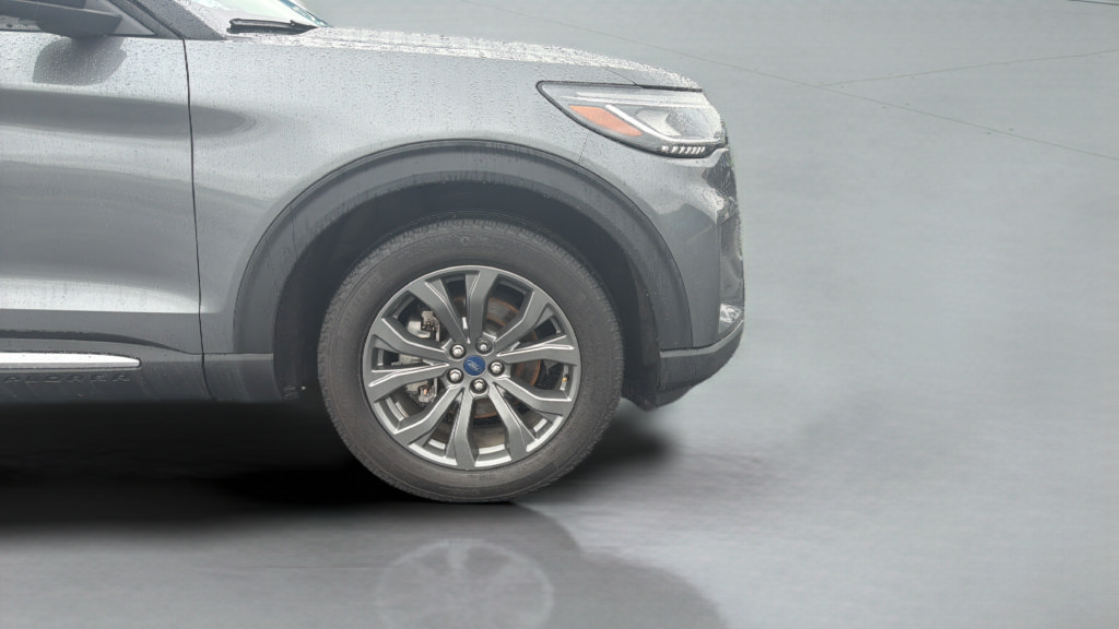 Certified 2025 Ford Explorer Active w/ Active Comfort Package AWD/4WD image 33