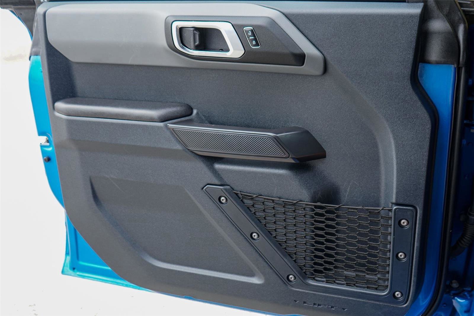 Certified 2024 Ford Bronco Black Diamond image 20