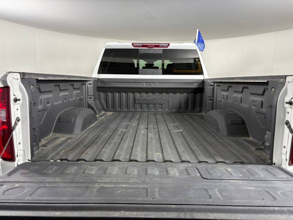 Used 2024 Chevrolet Silverado 3500 High Country image 31