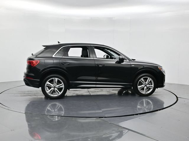 Used 2023 Audi Q3 2.0T Premium Plus AWD/4WD image 2
