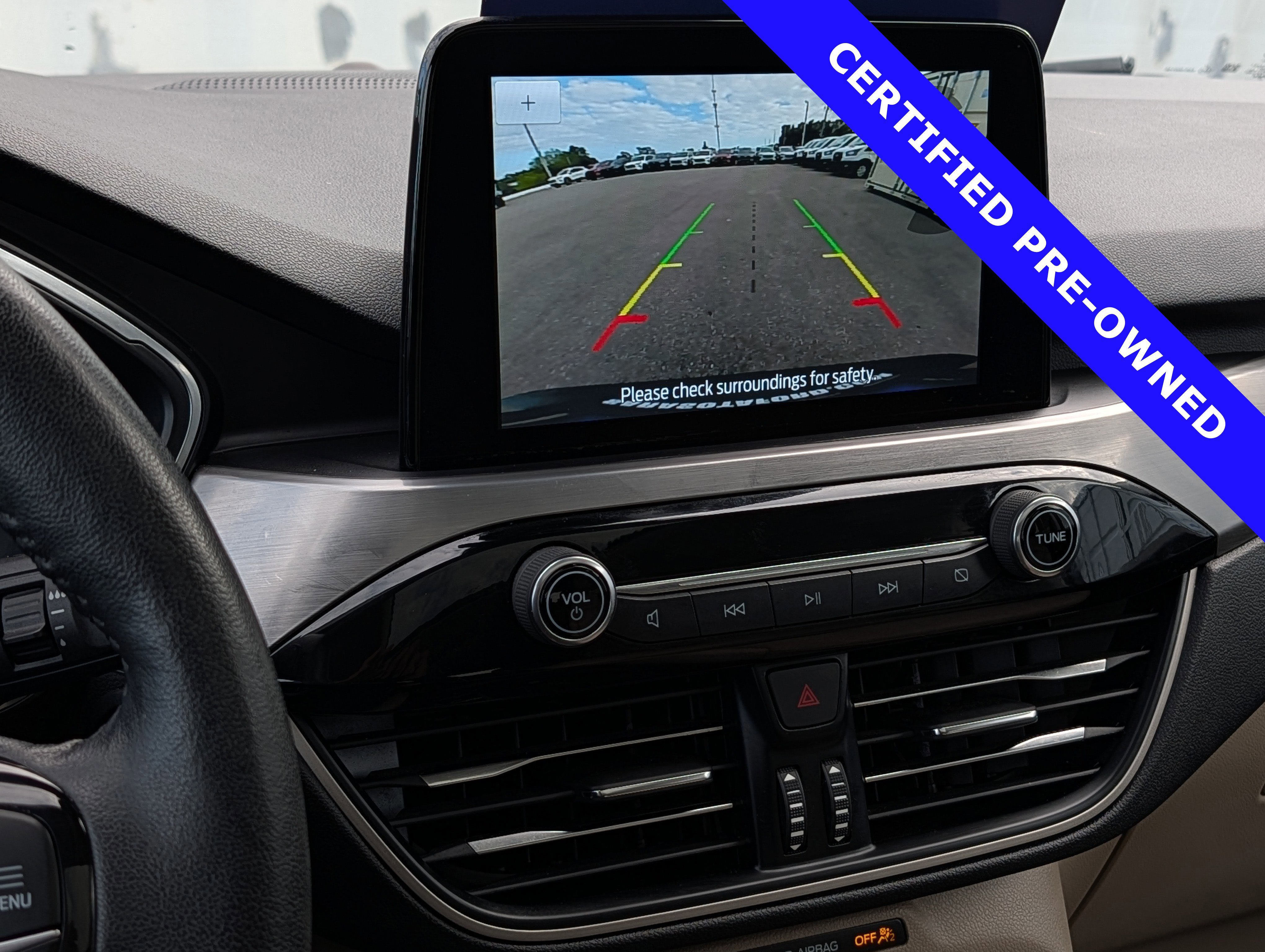 Certified 2021 Ford Escape Titanium FWD image 31