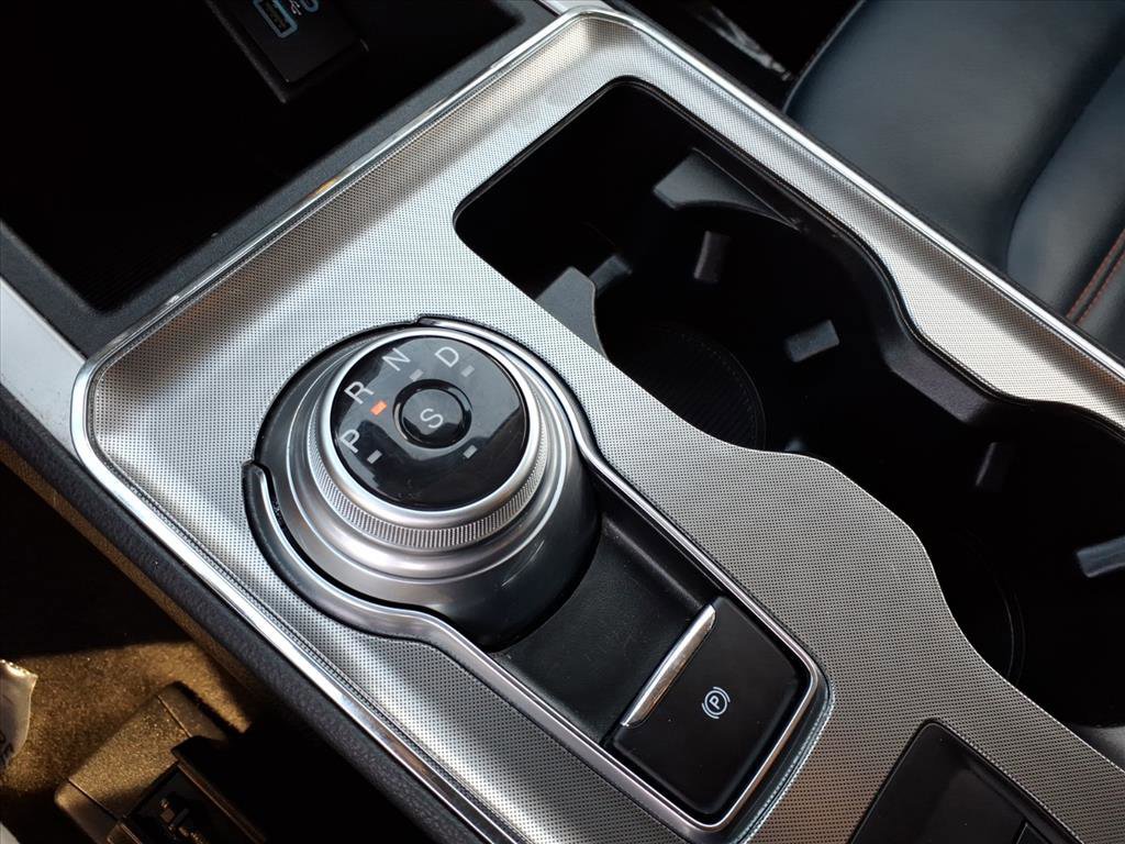 Certified 2024 Ford Edge SEL w/ Sport Appearance Package image 25