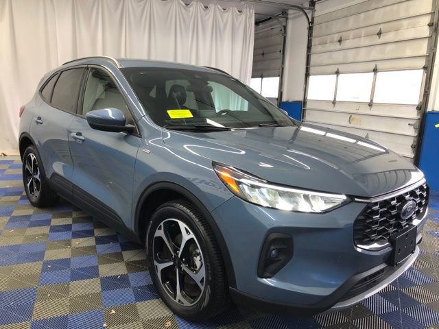 Certified 2025 Ford Escape ST-Line Elite image 5