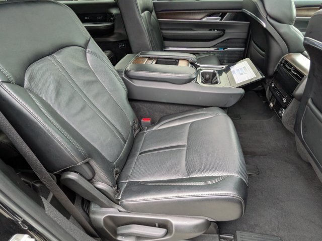 Used 2024 Jeep Grand Wagoneer L 4WD image 29