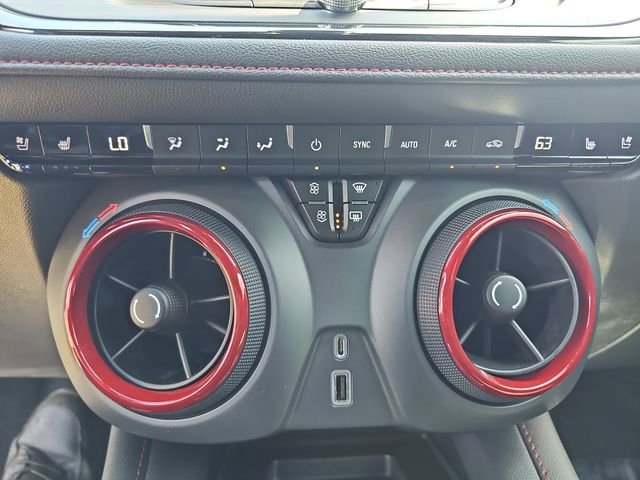 Used 2022 Chevrolet Blazer RS w/ Enhanced Convenience Package image 25