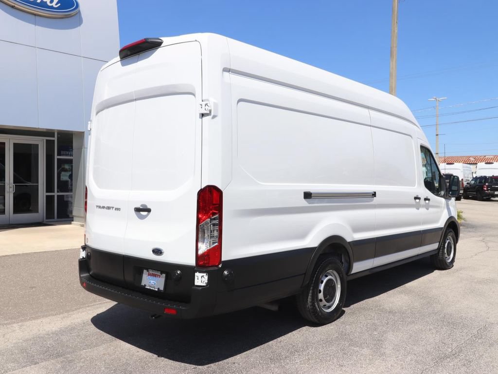 Certified 2025 Ford Transit 250 148 High Roof Extended RWD image 13