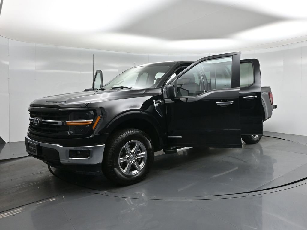 Certified 2025 Ford F150 XLT w/ Equipment Group 301A Standard image 46