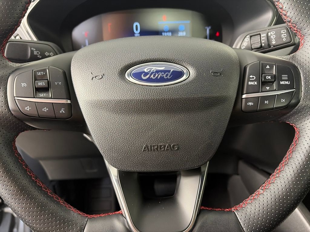 Certified 2025 Ford Escape ST-Line Select image 16