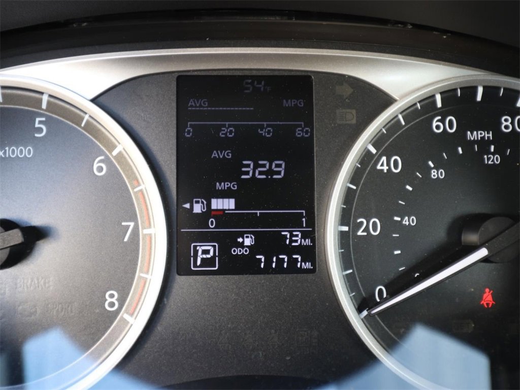 Used 2025 Nissan Versa S w/ Trunk Package image 16