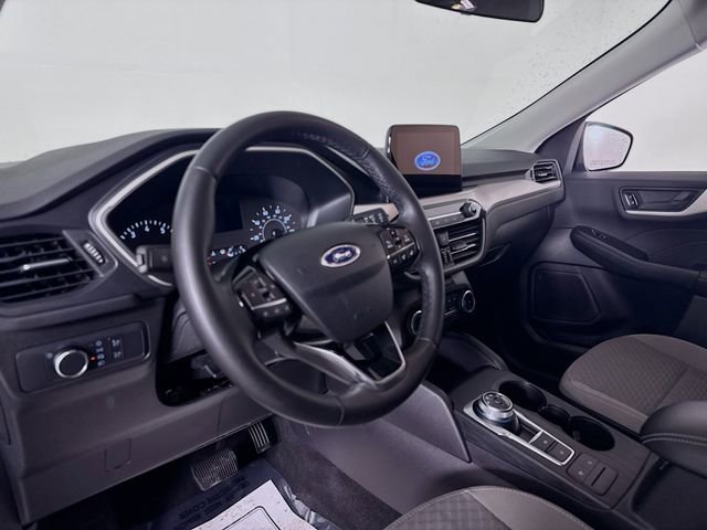Certified 2022 Ford Escape SE w/ Cold Weather Package image 9
