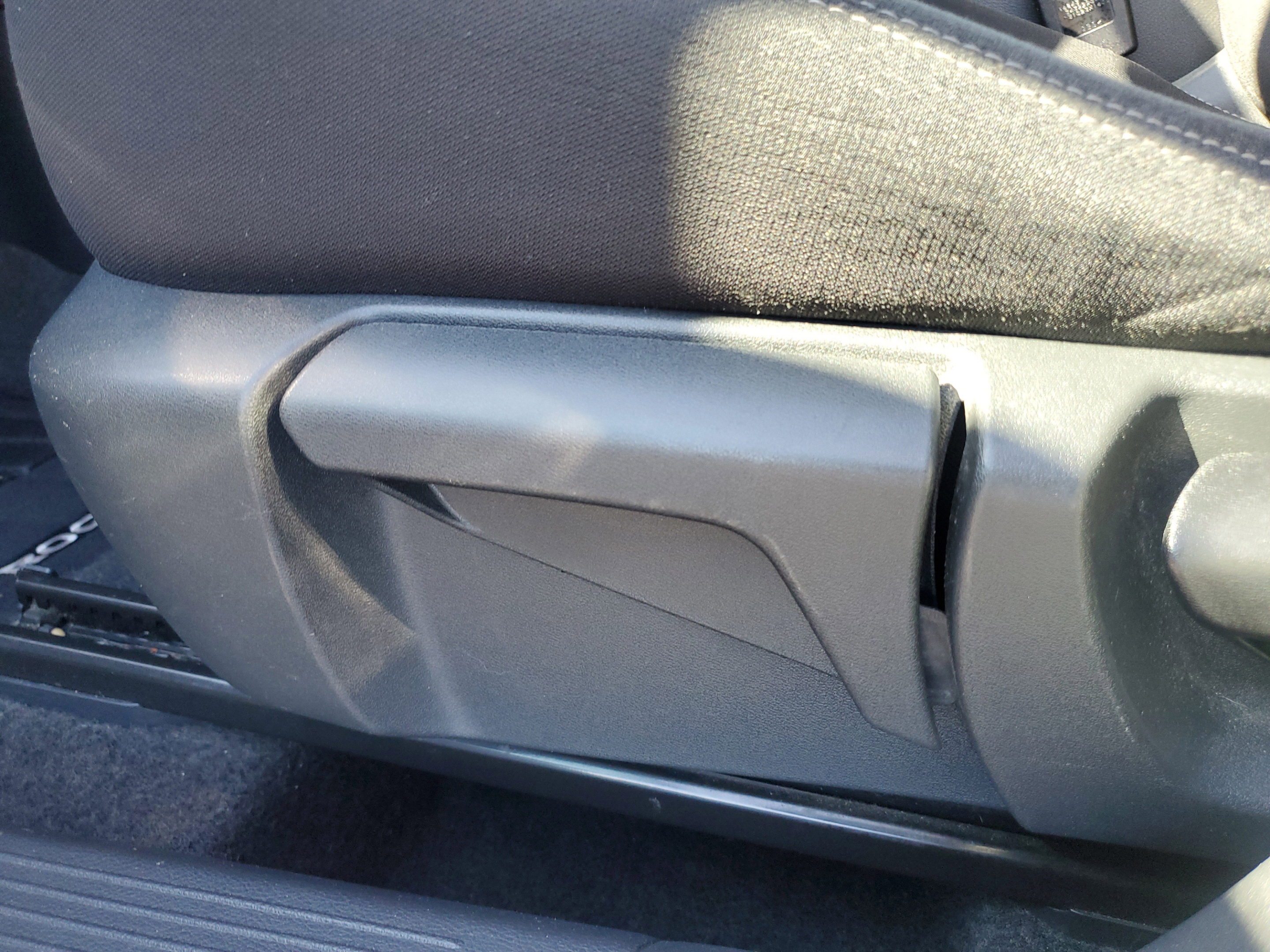 Used 2023 Nissan Rogue S FWD image 16