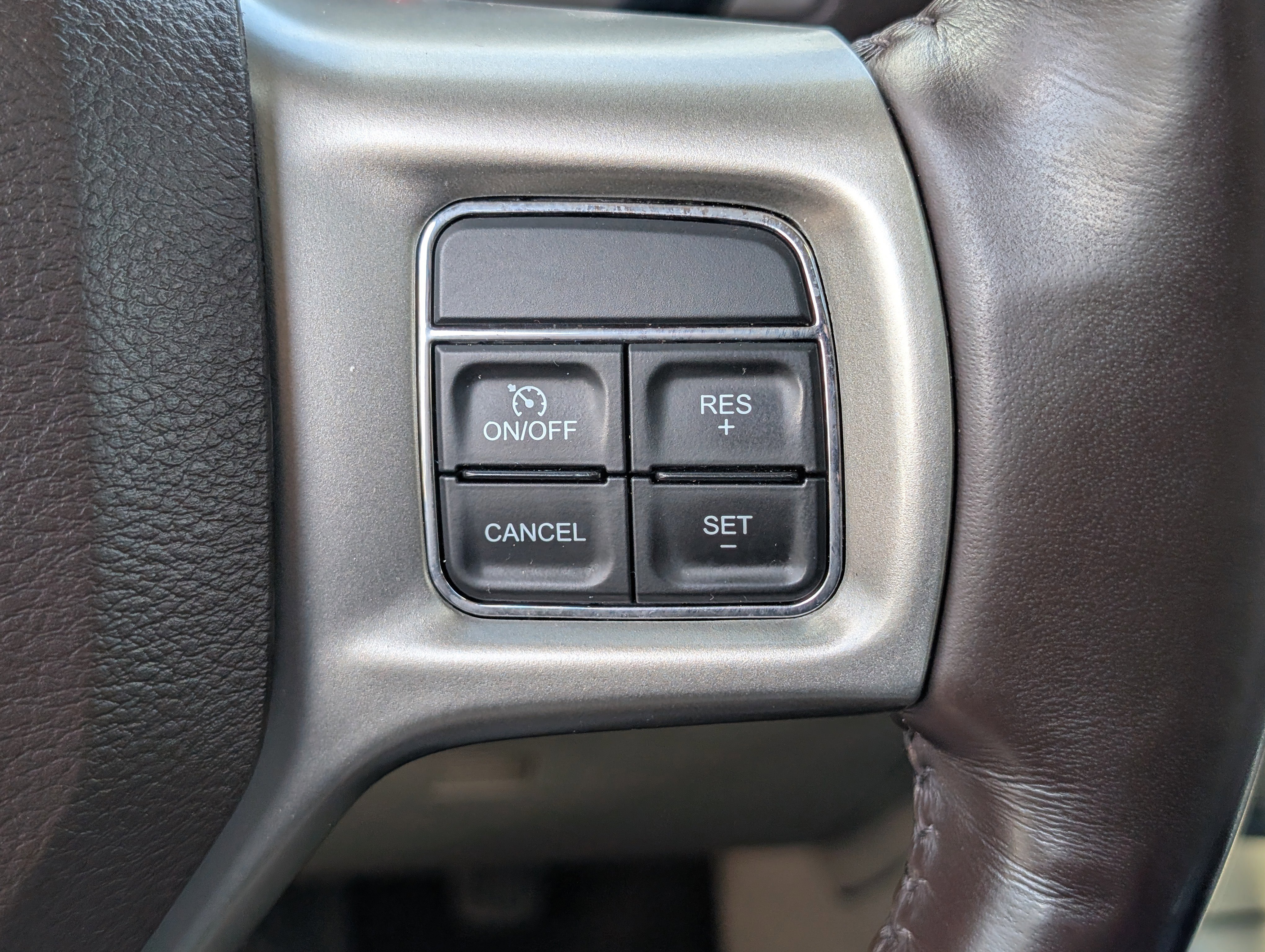 Used 2018 RAM 2500 Laramie w/ Off Road Package image 23