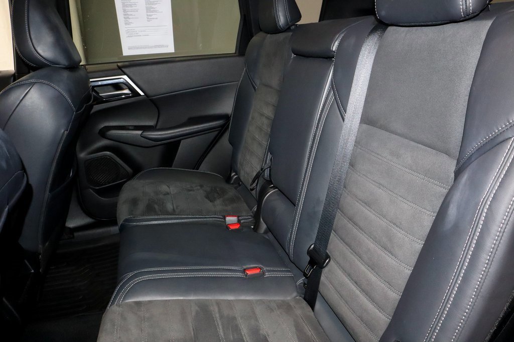 Used 2022 Mitsubishi Outlander SE image 20