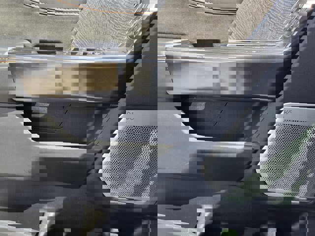 Certified 2022 Ford F150 Platinum w/ Equipment Group 701A High image 21