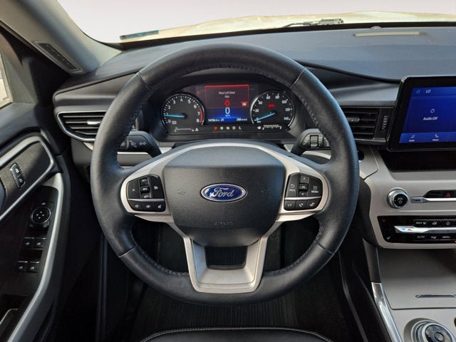 Certified 2024 Ford Explorer XLT w/ Equipment Group 202A AWD/4WD image 12
