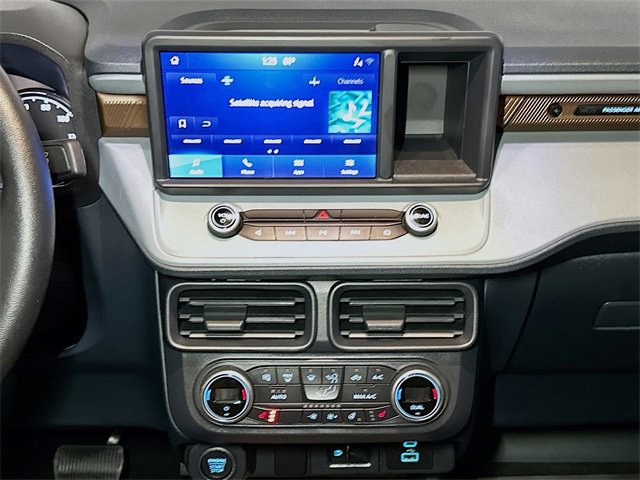 Certified 2022 Ford Maverick Lariat w/ Lariat Luxury Package image 11