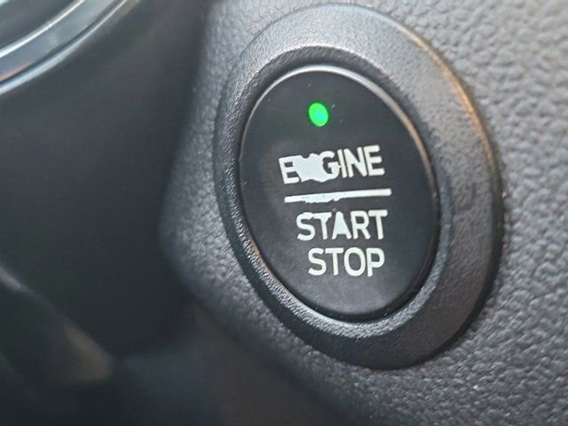 Certified 2022 Ford Escape Titanium w/ Titanium Premium Package image 31