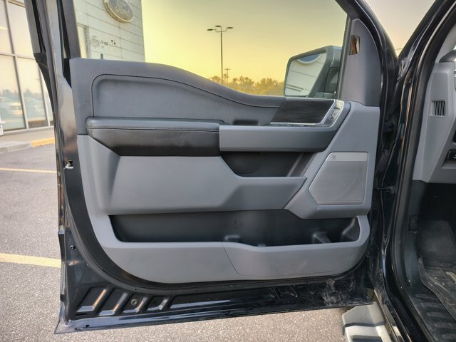 Certified 2025 Ford F150 Lariat w/ Equipment Group 502A High AWD/4WD image 10