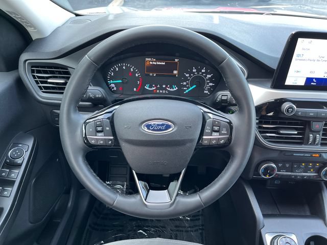Certified 2022 Ford Escape SE w/ SE Sport Appearance Package AWD/4WD image 17