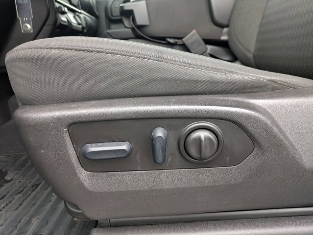 Used 2023 Chevrolet Silverado 2500 Custom w/ Custom Value Package image 17