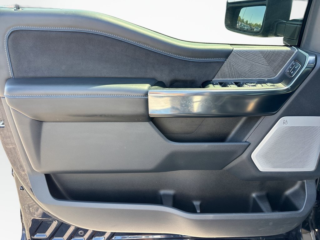Certified 2025 Ford F250 Platinum AWD/4WD image 27