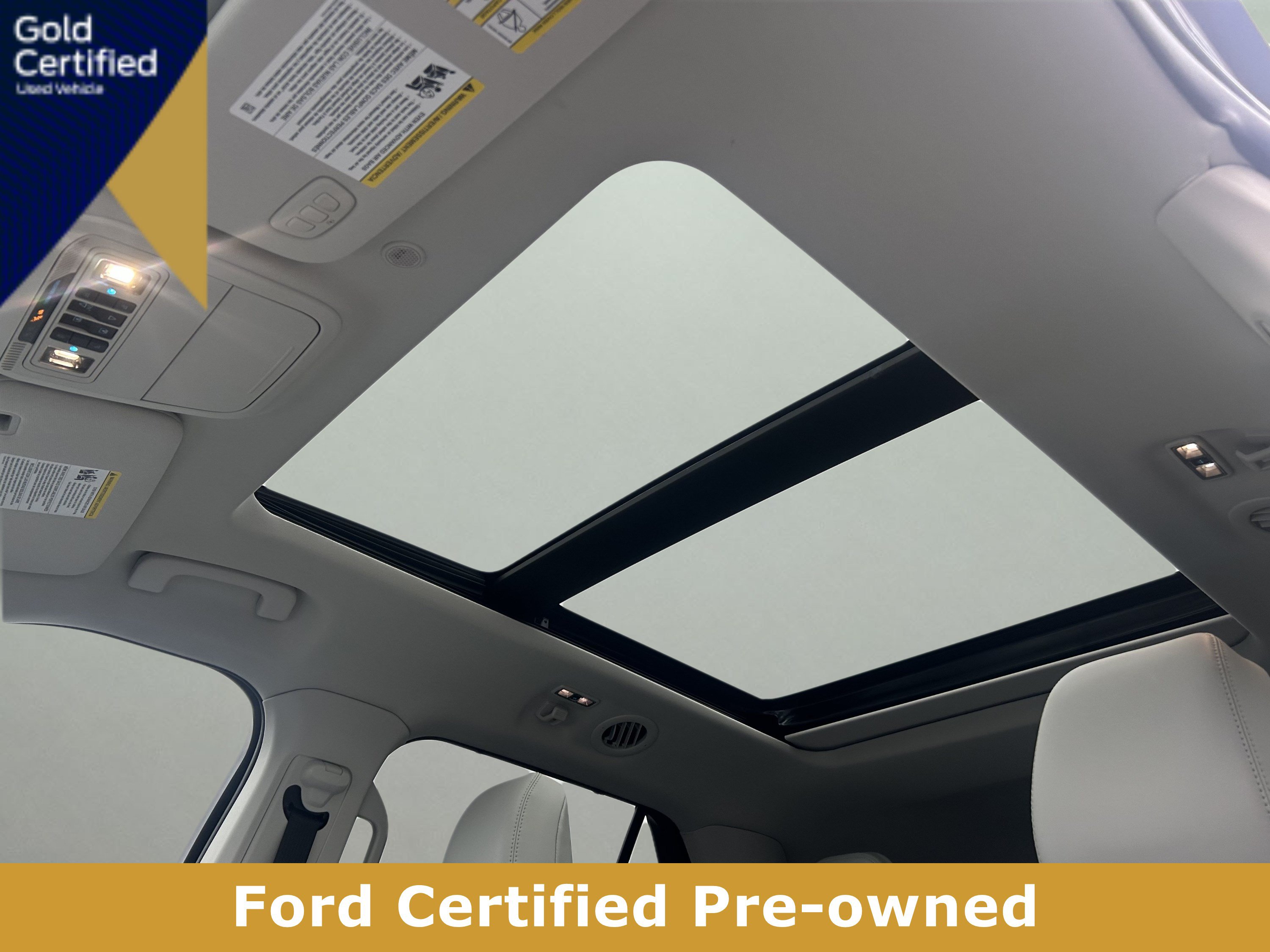 Certified 2025 Ford Explorer Platinum w/ Ultimate Package AWD/4WD image 18
