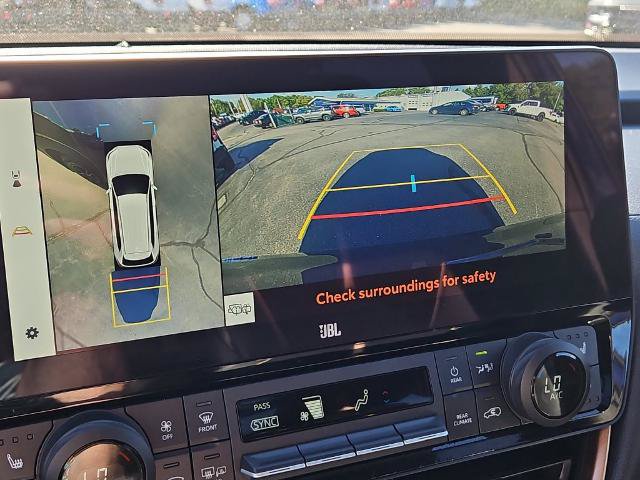 Used 2024 Toyota Grand Highlander AWD Hybrid image 10