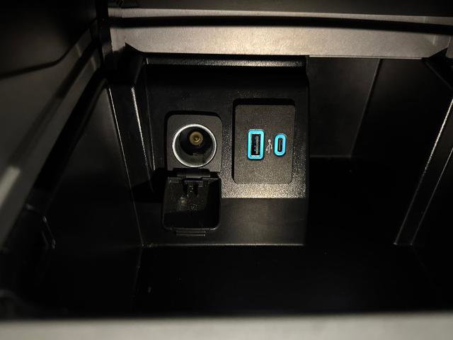 Certified 2023 Ford Explorer Limited image 28