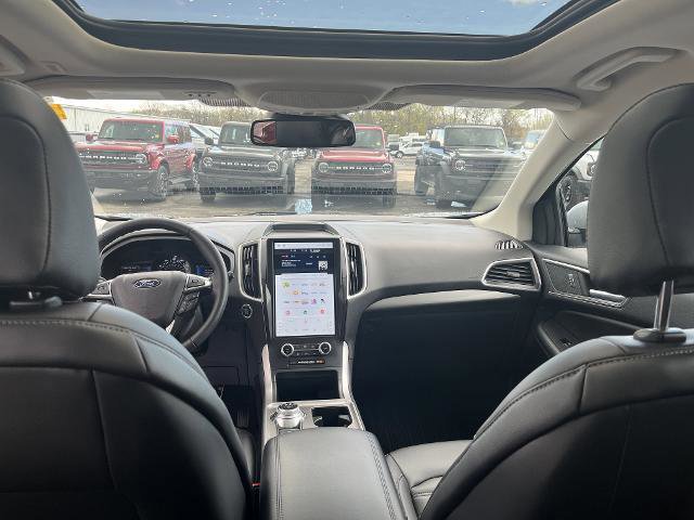 Certified 2024 Ford Edge SEL w/ Convenience Package AWD/4WD image 8