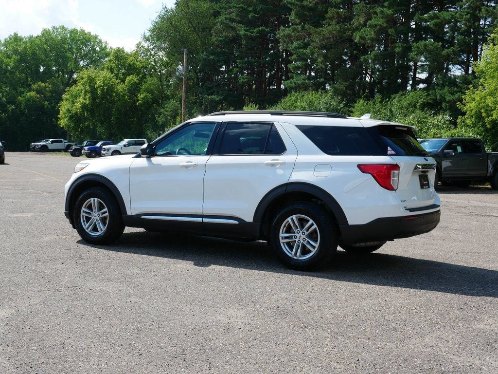Certified 2023 Ford Explorer XLT AWD/4WD image 4