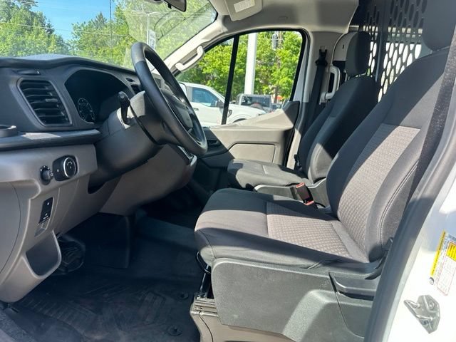 Certified 2025 Ford Transit 250 Low Roof w/ Exterior Upgrade Package RWD image 26