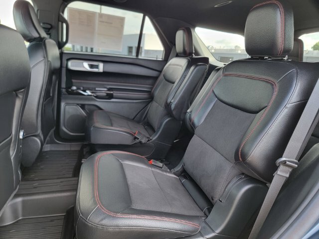 Certified 2023 Ford Explorer ST-Line w/ Class IV Trailer Tow Package AWD/4WD image 21