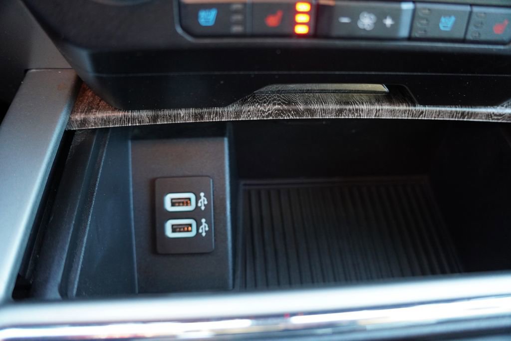 Certified 2019 Ford F350 Lariat w/ Lariat Ultimate Package image 29