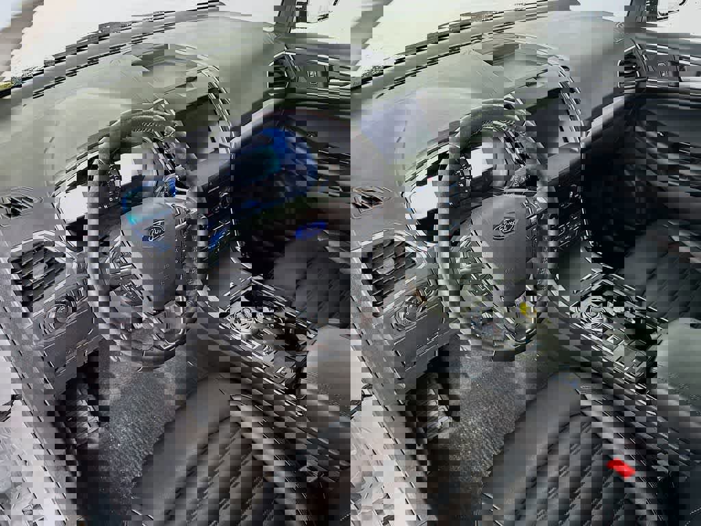 Certified 2020 Ford Edge SEL w/ Cold Weather Package image 9