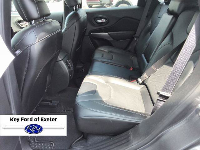 Used 2022 Jeep Cherokee Limited AWD/4WD image 15