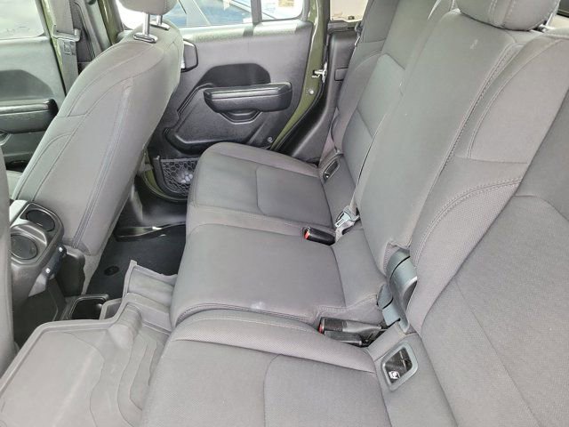 Used 2022 Jeep Gladiator Sport AWD/4WD image 11