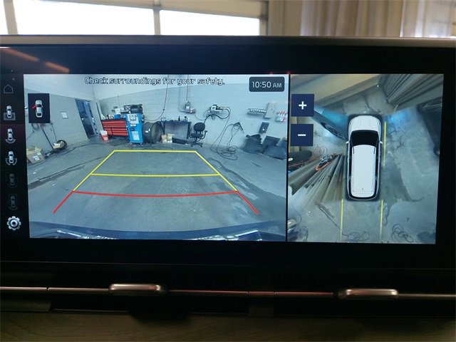 Used 2023 Kia Carnival SX image 23