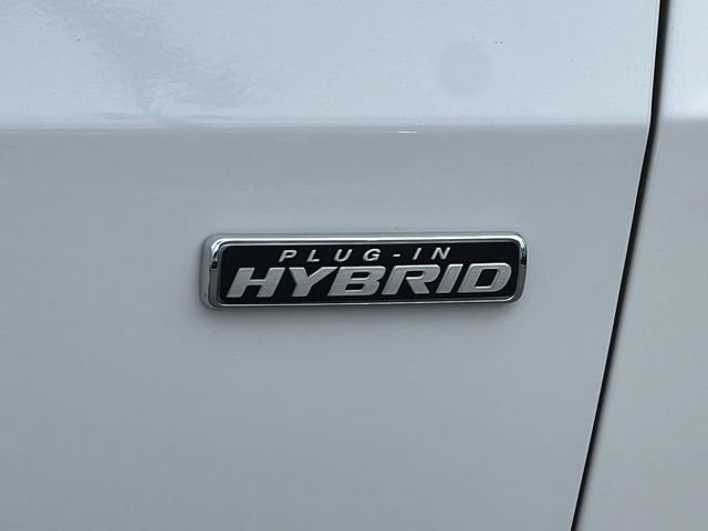 Certified 2022 Ford Escape Titanium FWD image 2