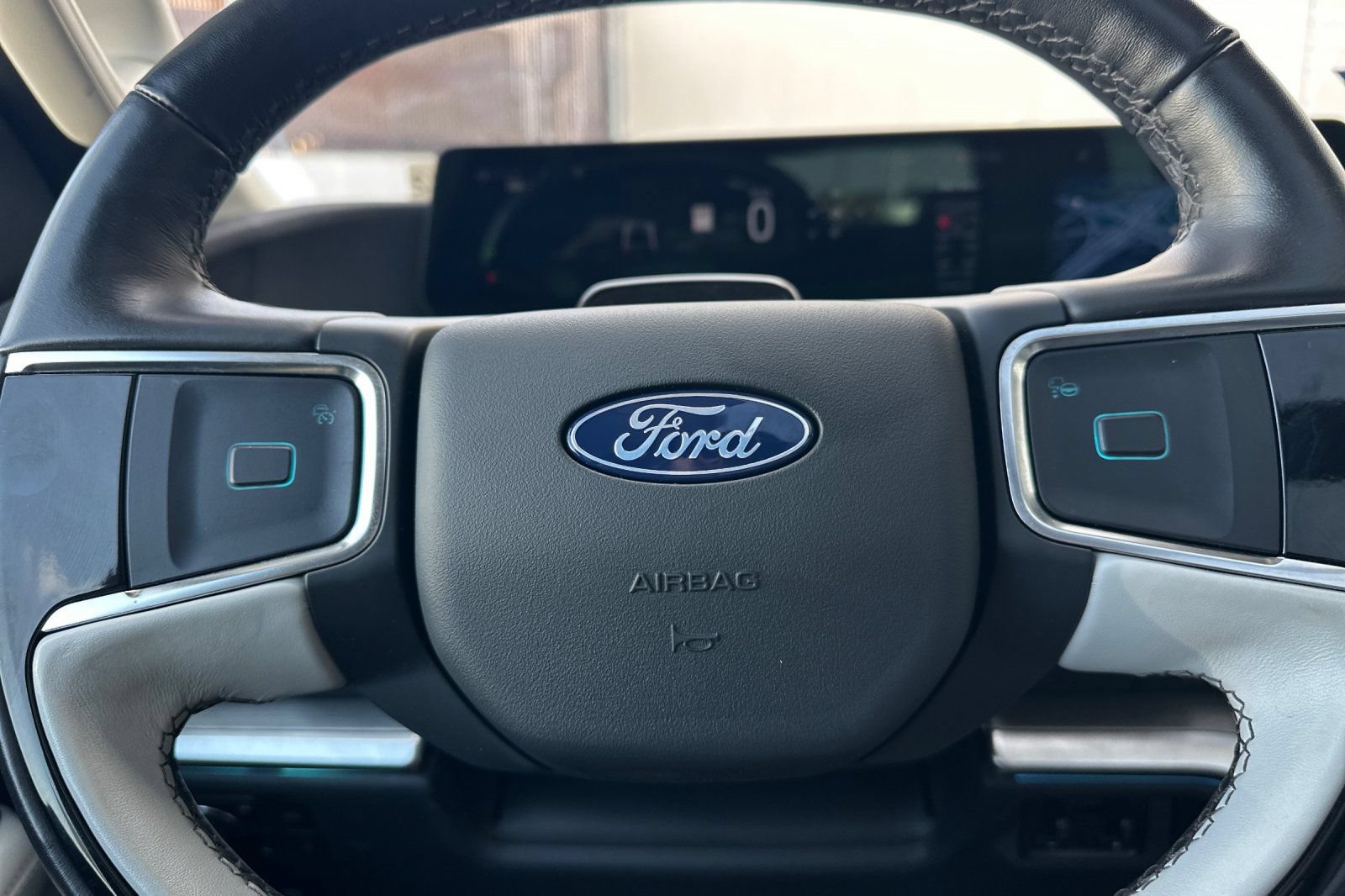 Certified 2025 Ford Expedition Platinum AWD/4WD image 24
