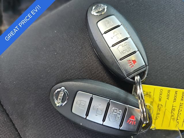 Used 2019 Nissan Leaf SV w/ SV Technology Package FWD image 34