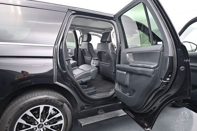 Certified 2025 Ford Expedition Platinum AWD/4WD image 20