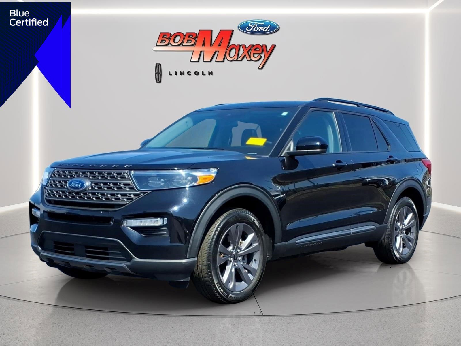 Certified 2023 Ford Explorer XLT w/ Equipment Group 202A