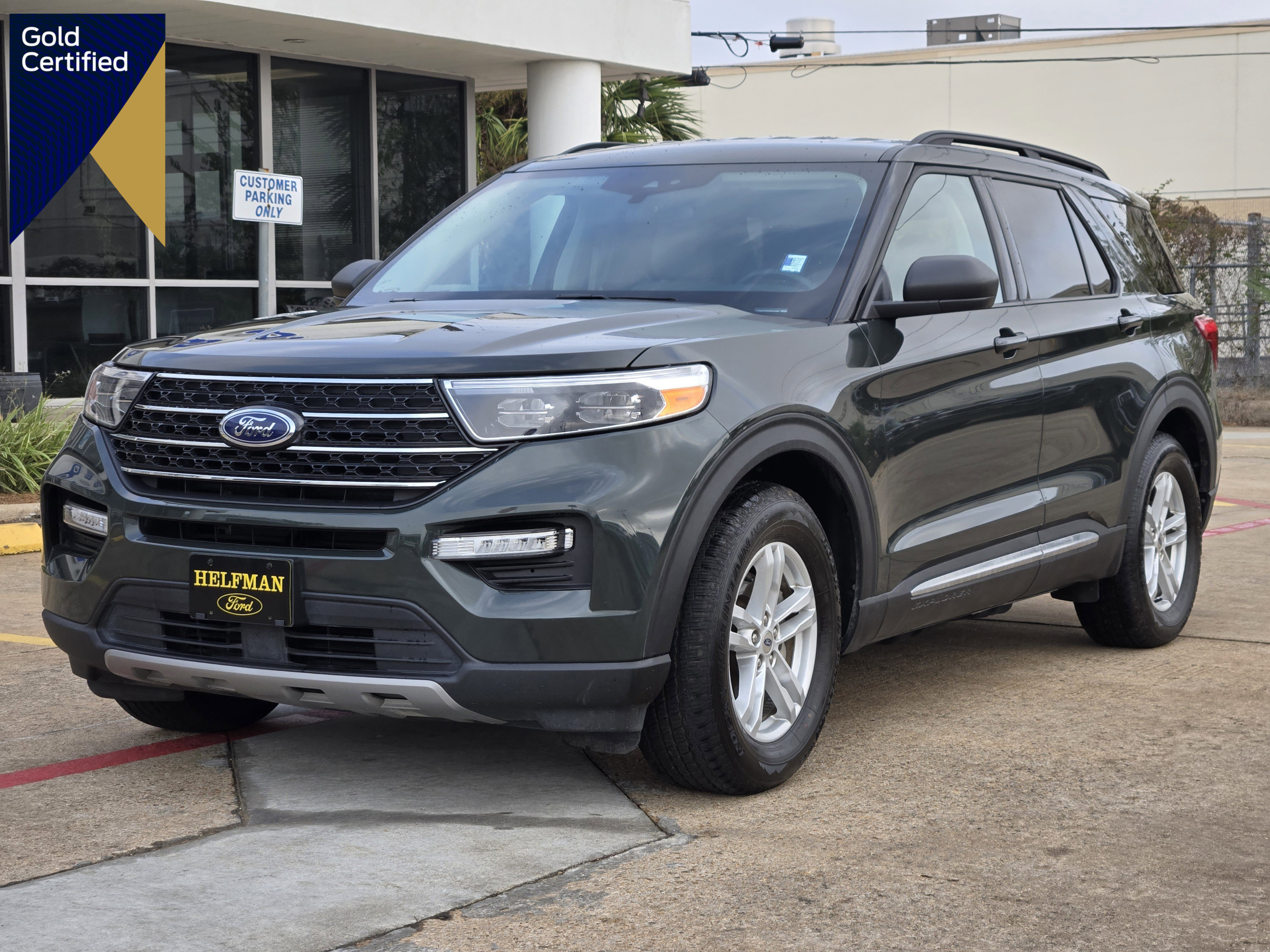 Certified 2024 Ford Explorer XLT w/ Equipment Group 202A