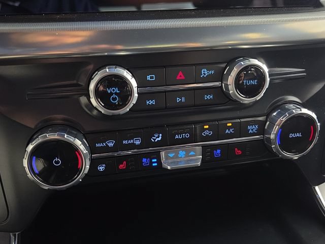Certified 2025 Ford F150 Lariat w/ Tow/Haul Package AWD/4WD image 22