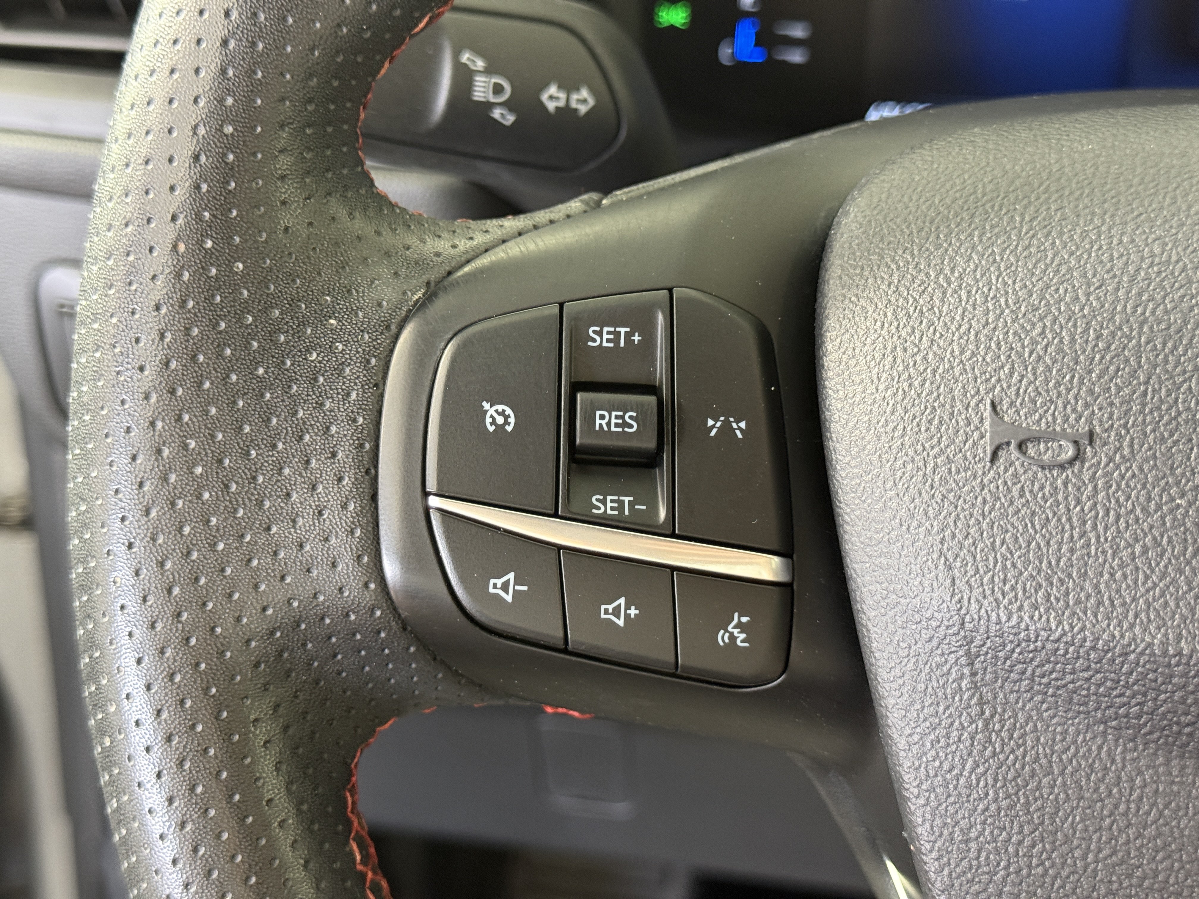 Certified 2024 Ford Escape ST-Line FWD image 22