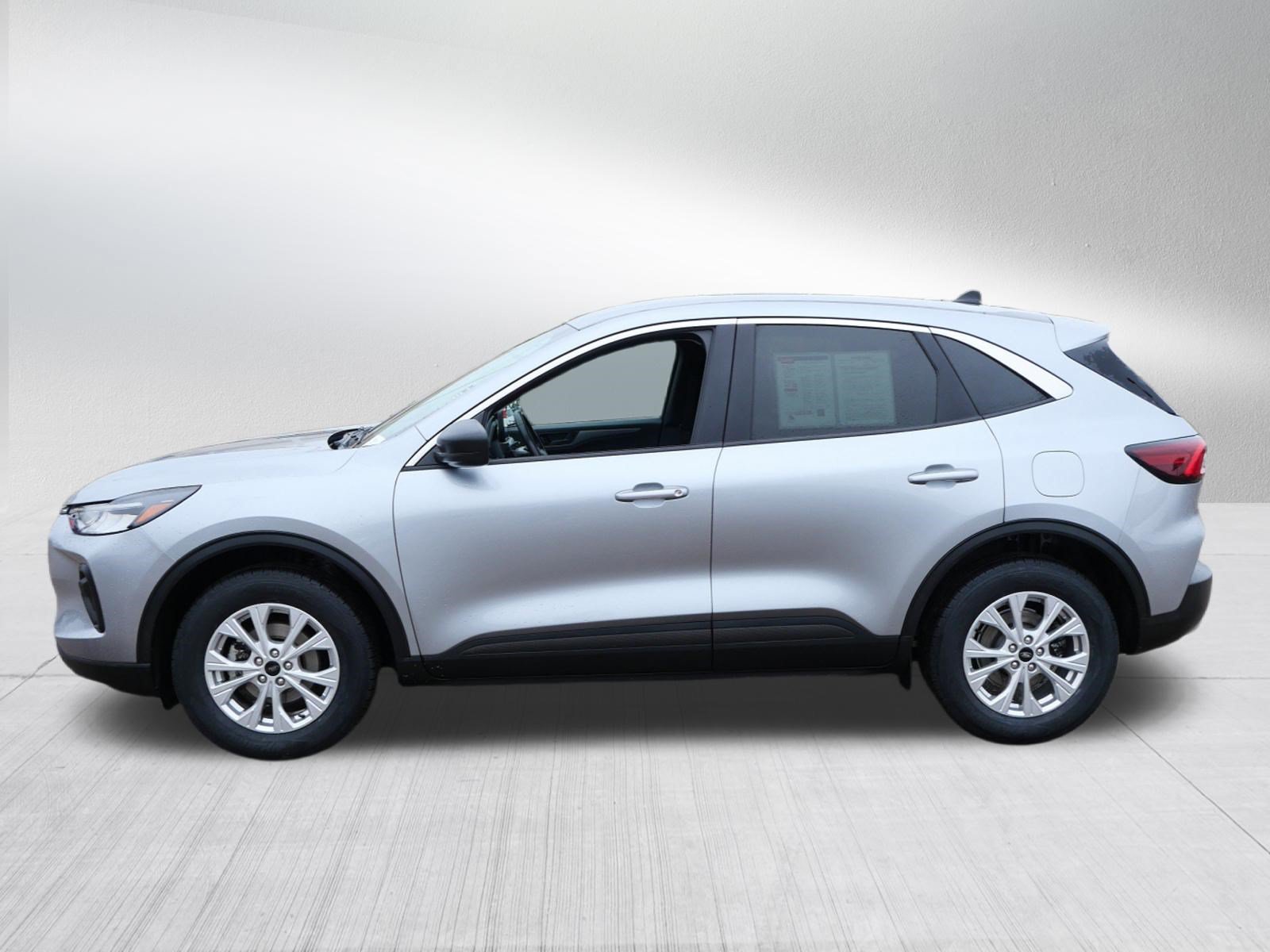 Certified 2024 Ford Escape Active AWD/4WD image 4