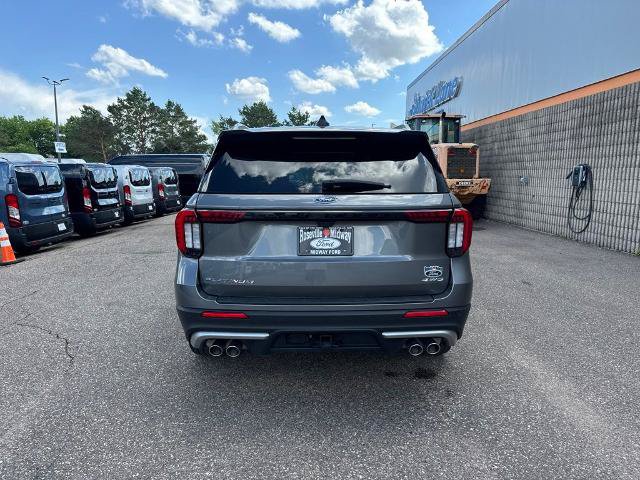 Certified 2025 Ford Explorer Platinum w/ Ultimate Package AWD/4WD image 6