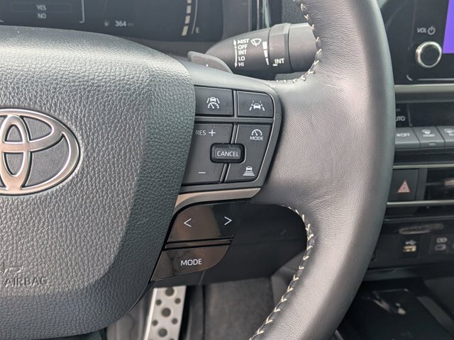 Used 2025 Toyota Camry SE FWD image 19