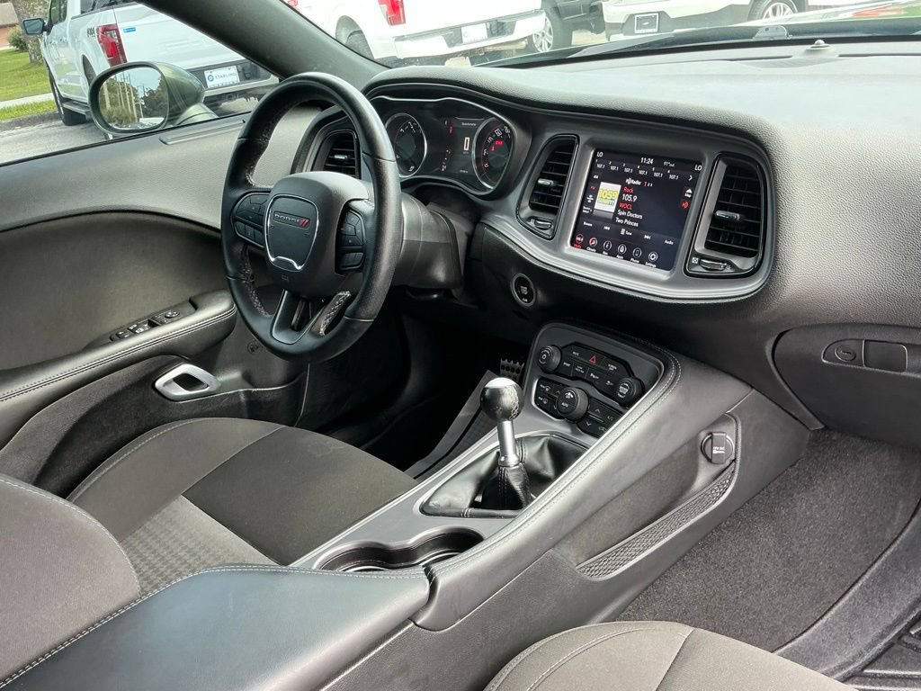 Used 2023 Dodge Challenger R/T RWD image 15