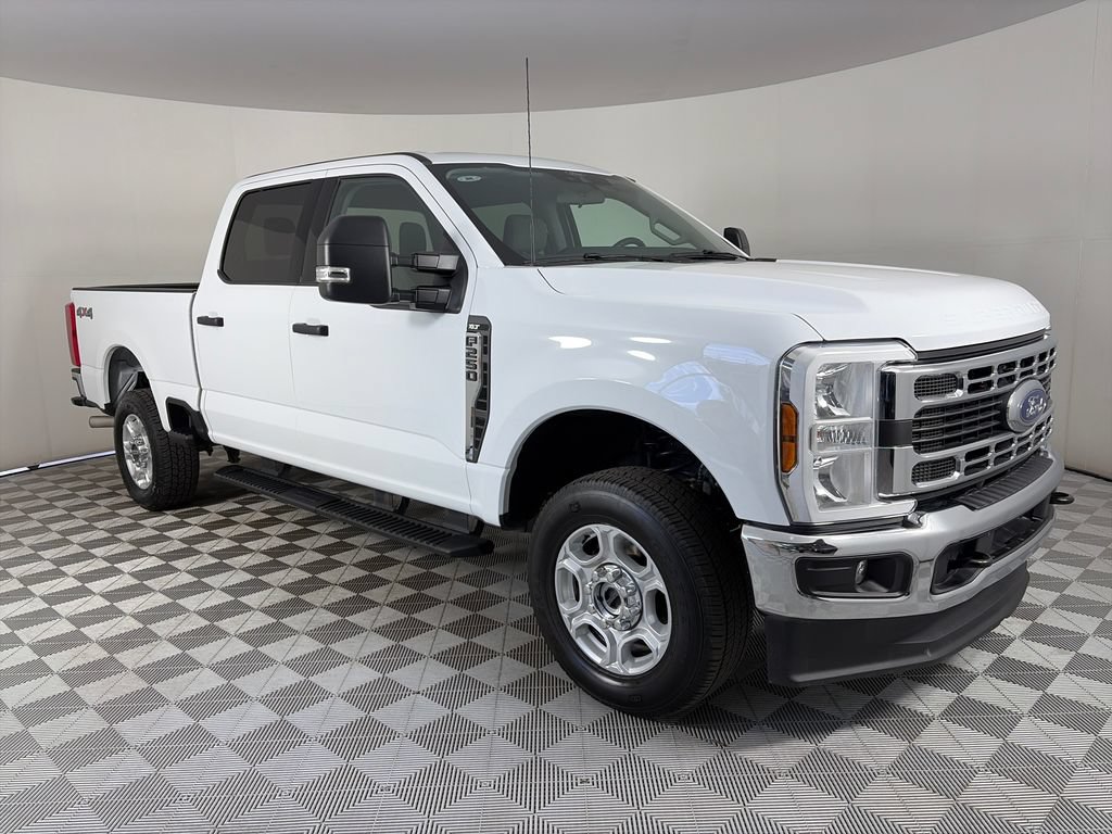 Certified 2025 Ford F250 XLT AWD/4WD image 1